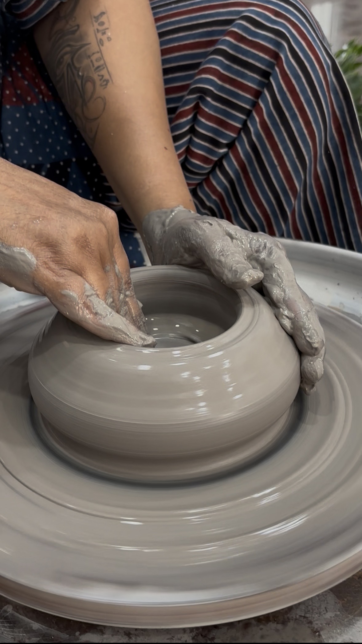 Wheel throwing pottery workshop